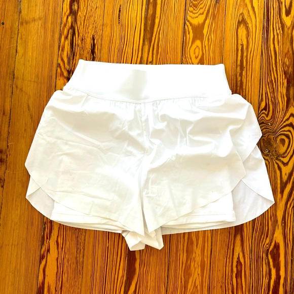 Athleta Crossover Run Short White XS - Picture 1 of 4
